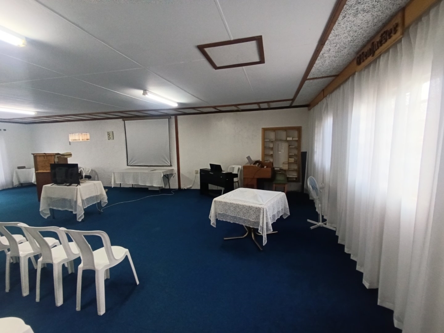 4 Bedroom Property for Sale in Bloemdal Free State